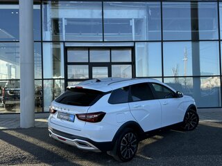 2024 Lada (ВАЗ) Vesta SW Cross I Рестайлинг (NG), белый, 1355000 рублей, вид 4