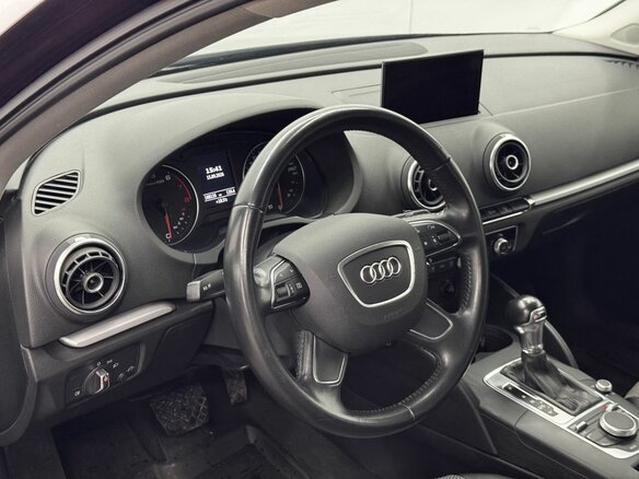 2015 Audi A3 III (8V), красный, 1299000 рублей - вид 7