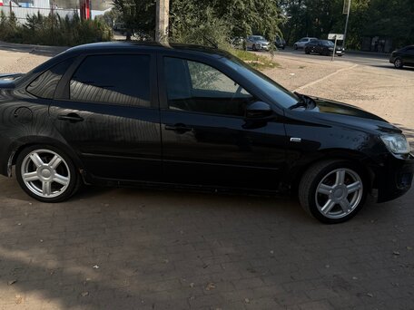 2015 Lada (ВАЗ) Granta Sport I, чёрный, 450000 рублей, вид 3
