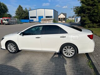2013 Toyota Camry VII (XV50), белый, 1600000 рублей, вид 4