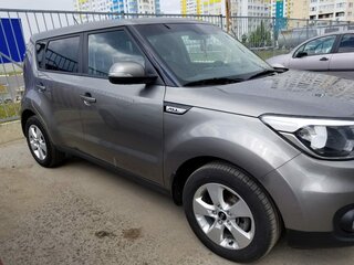 2017 Kia Soul II Рестайлинг, серый, 1550000 рублей, вид 2