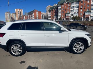 2019 Skoda Kodiaq I, белый, 2620000 рублей, вид 4