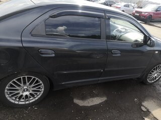 2013 Chevrolet Cobalt II, чёрный, 650000 рублей, вид 3