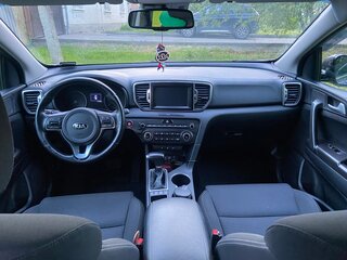 2017 Kia Sportage IV, серый, 2100000 рублей, вид 4