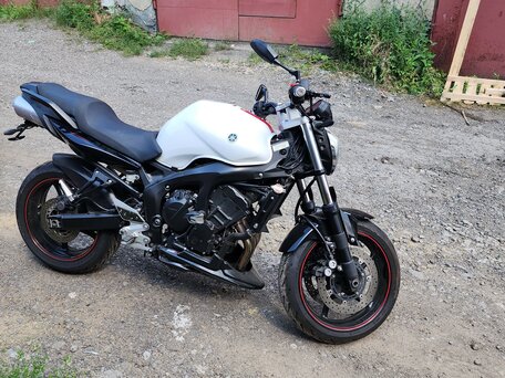 2009 Yamaha FZ6, белый, 500000 рублей, вид 1