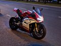 2018 Ducati Panigale V4, красный, 3990000 рублей - вид 1