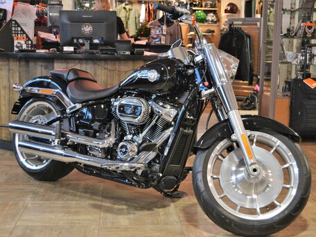 2024 Harley-Davidson Fat Boy, чёрный, 3600000 рублей, вид 1