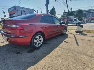 2002 Renault Laguna II, красный, 390000 рублей, вид 4