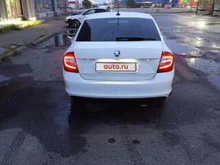 2018 Skoda Rapid I Рестайлинг, белый, 1350000 рублей, вид 2