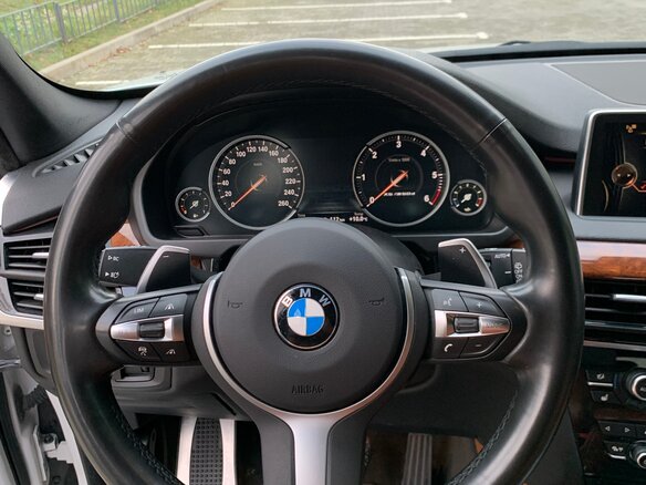 2015 BMW X5 M50d III (F15), белый, 3800000 рублей - вид 9
