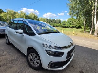 2018 Citroen C4 Picasso Grand II Рестайлинг, белый, 1750000 рублей, вид 1