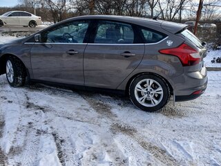 2011 Ford Focus III, коричневый, 1000000 рублей, вид 5