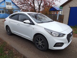 2019 Hyundai Solaris II, белый, 1260000 рублей, вид 3