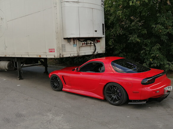 1993 Mazda RX-7 III (FD), красный - вид 4