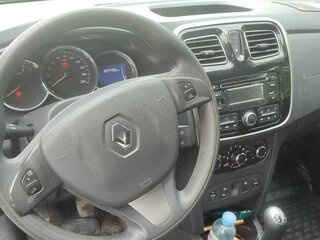 2016 Renault Logan II, бежевый, 750000 рублей, вид 3
