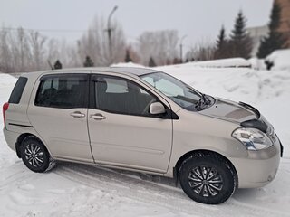 2003 Toyota Raum II, серый, 640000 рублей, вид 2
