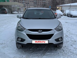 2011 Hyundai ix35 I, серебристый, 900000 рублей, вид 2