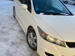 2012 Honda Stream II Рестайлинг, белый, 1650000 рублей, вид 3