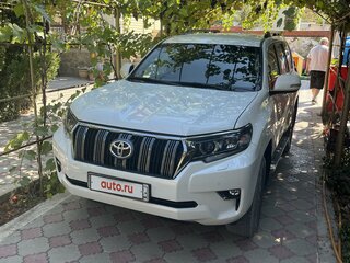 2018 Toyota Land Cruiser Prado 150 Series Рестайлинг 2, белый, 6300000 рублей, вид 1