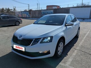2018 Skoda Octavia III (A7) Рестайлинг, белый, 1300000 рублей, вид 1