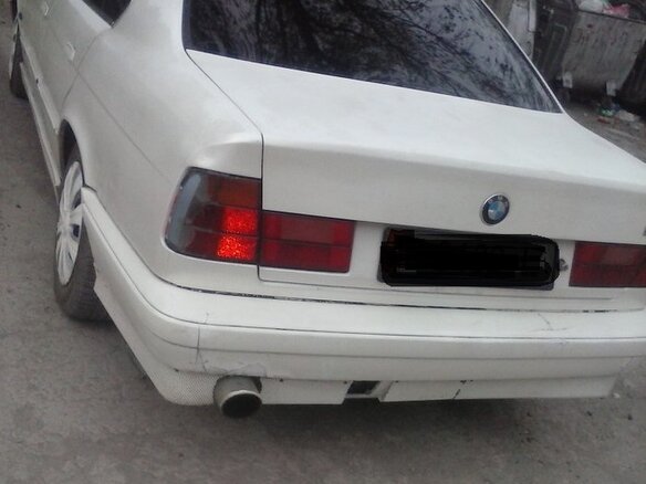 1994 BMW 5 серии 520i III (E34), белый