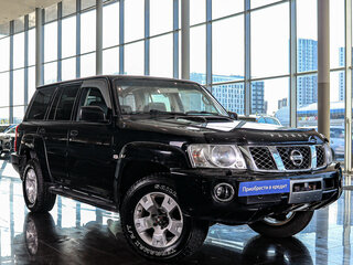 2008 Nissan Patrol V (Y61) Рестайлинг, чёрный, 3000000 рублей, вид 4