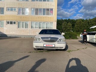 2004 Lincoln Town Car III Рестайлинг, белый, 777777 рублей, вид 5