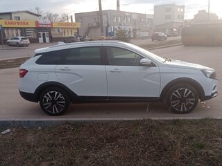 2020 Lada (ВАЗ) Vesta SW Cross I, белый, 1390000 рублей, вид 3