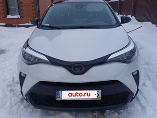 2020 Toyota C-HR I Рестайлинг, белый, 2700000 рублей, вид 2