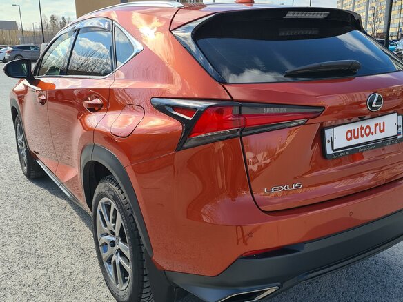 2021 Lexus NX 300 I Рестайлинг, оранжевый, 4850000 рублей - вид 8