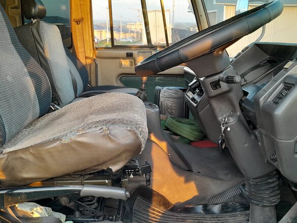 1993 Fuso (Mitsubishi) Fighter, белый, 2500000 рублей - вид 4