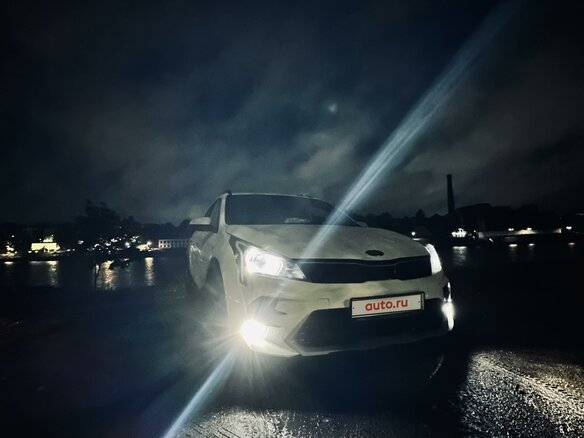 2021 Kia Rio X IV Рестайлинг, белый, 1900000 рублей - вид 6
