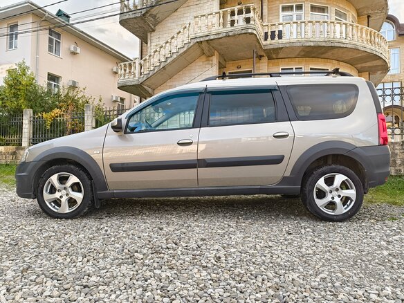 2015 Lada (ВАЗ) Largus Cross I, серый, 870000 рублей - вид 7