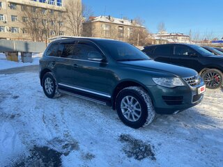 2008 Volkswagen Touareg I Рестайлинг, серый, 1470000 рублей, вид 1