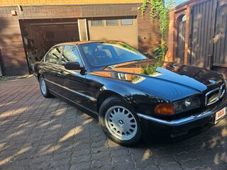 1996 BMW 7 серии 730i III (E38), чёрный, 2460000 рублей, вид 2