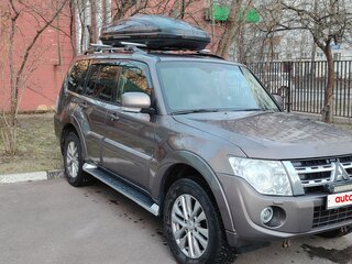 2013 Mitsubishi Pajero IV Рестайлинг 1, коричневый, 2450000 рублей, вид 4