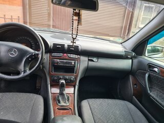 2001 Mercedes-Benz C-Класс 180 II (W203), серебристый, 420000 рублей, вид 5