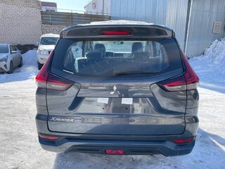 2022 Mitsubishi Xpander I, серый, 2150000 рублей, вид 4
