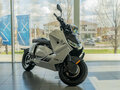 2023 BMW CE 04, белый