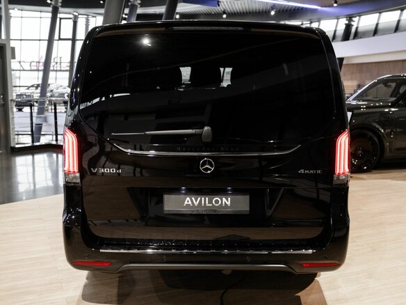 2024 Mercedes-Benz V-Класс 300 d длинный III (W447) Рестайлинг 2, чёрный - вид 5