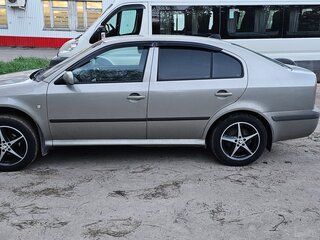 2006 Skoda Octavia I (A4) Рестайлинг, серый, 530000 рублей, вид 3