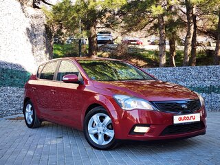 2010 Kia Ceed I Рестайлинг, красный, 930000 рублей, вид 4