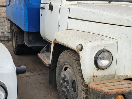 1992 ГАЗ 3307, белый, 300000 рублей, вид 2