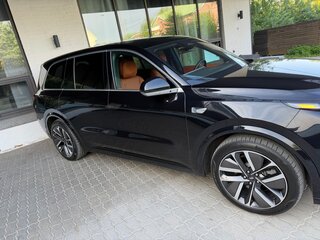 2023 Li Auto (Lixiang) L9 44.5 kWh I, чёрный, 6650000 рублей, вид 2