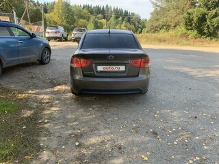 2009 Kia Cerato 5-speed II, коричневый, 550000 рублей, вид 3