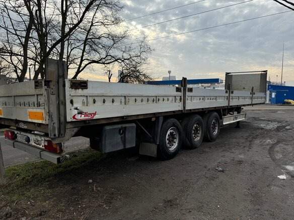 2011 Fliegl SDS 350, серебристый