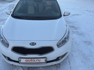 2014 Kia Ceed II, белый, 1150000 рублей, вид 3