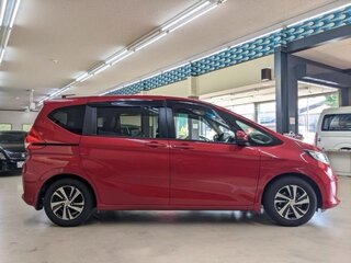 2019 Honda Freed II, красный, 1190000 рублей, вид 4