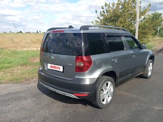 2012 Skoda Yeti I, серый, 830000 рублей, вид 4