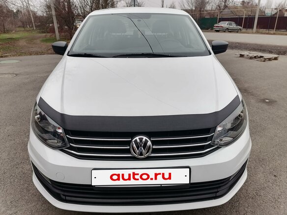 2017 Volkswagen Polo V Рестайлинг, белый, 1385000 рублей